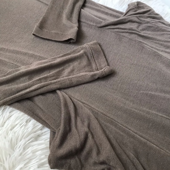 ❌Sold❌BCBG MaxAzria CRISTA LONG-SLEEVE DRESS - Picture 2 of 4